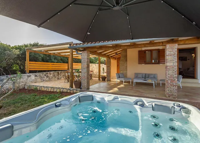 Casa Vala Romana with Jacuzzi&Big Garden