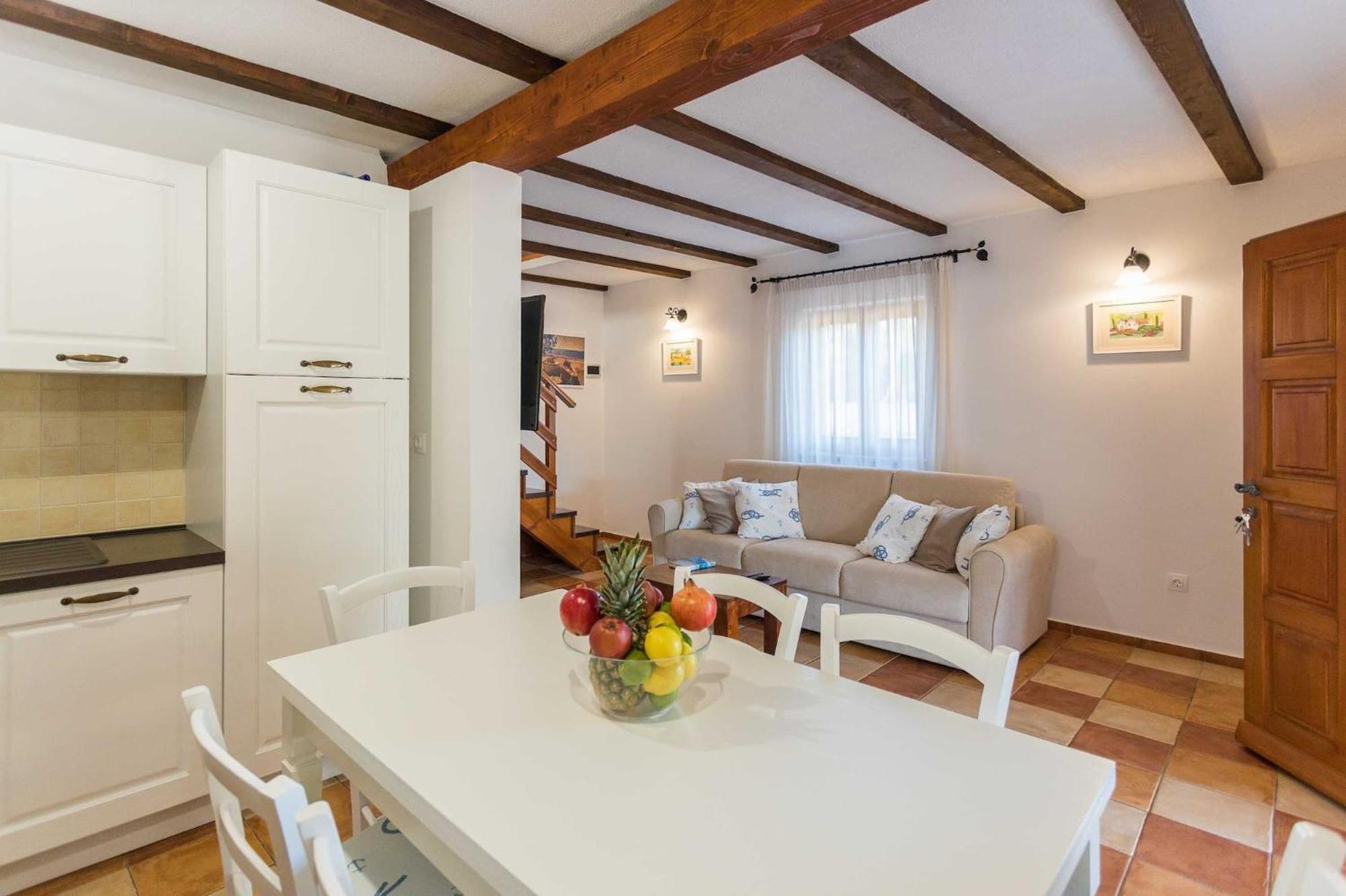 Casa Vala Romana With Jacuzzi&big Garden Casa vacanze Pola